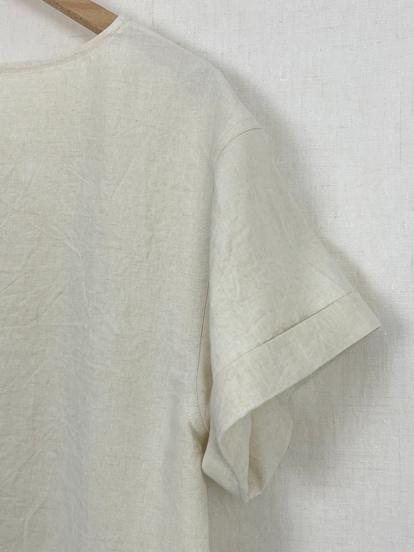 EGGSHELL-COLOURED LINEN DRESS - SIZE S