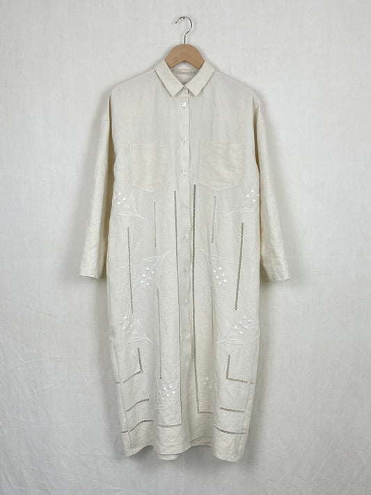 EMBROIDERED SHEET SHIRT DRESS - SIZE S