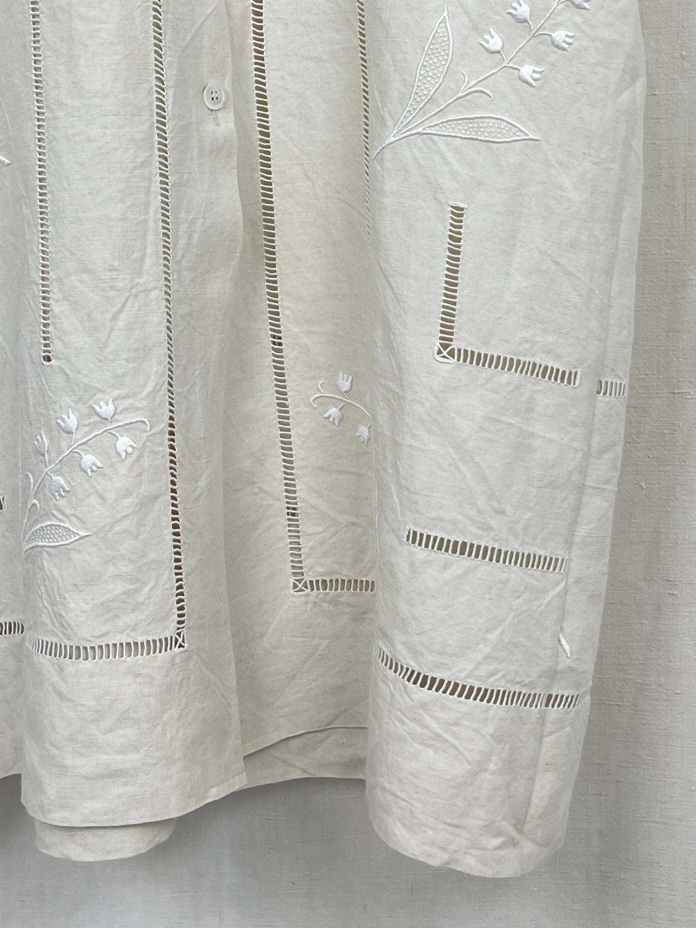 EMBROIDERED SHEET SHIRT DRESS - SIZE S