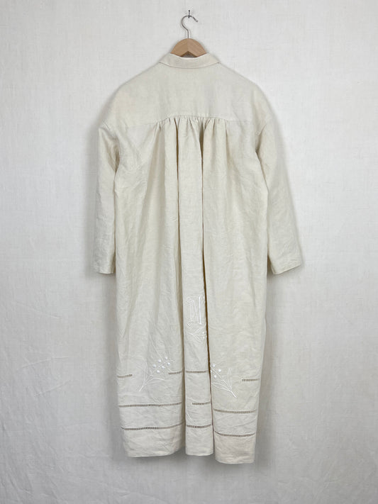 EMBROIDERED SHEET SHIRT DRESS - SIZE S