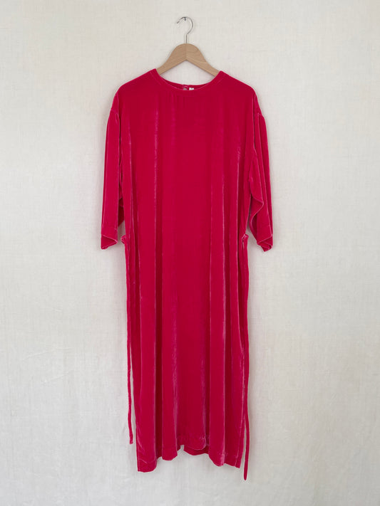 BRIGHT PINK VELVET DRESS - ONE SIZE
