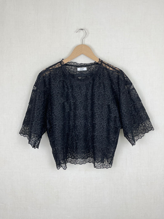 EMBROIDERED LACE TRIM TOP - ONE SIZE