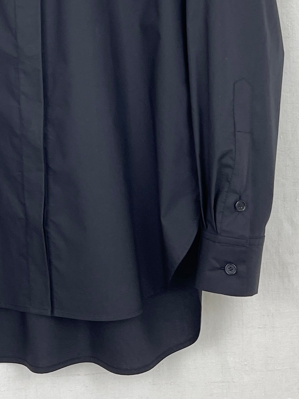 BLACK RUFFLED SHIRT - SIZE S/M