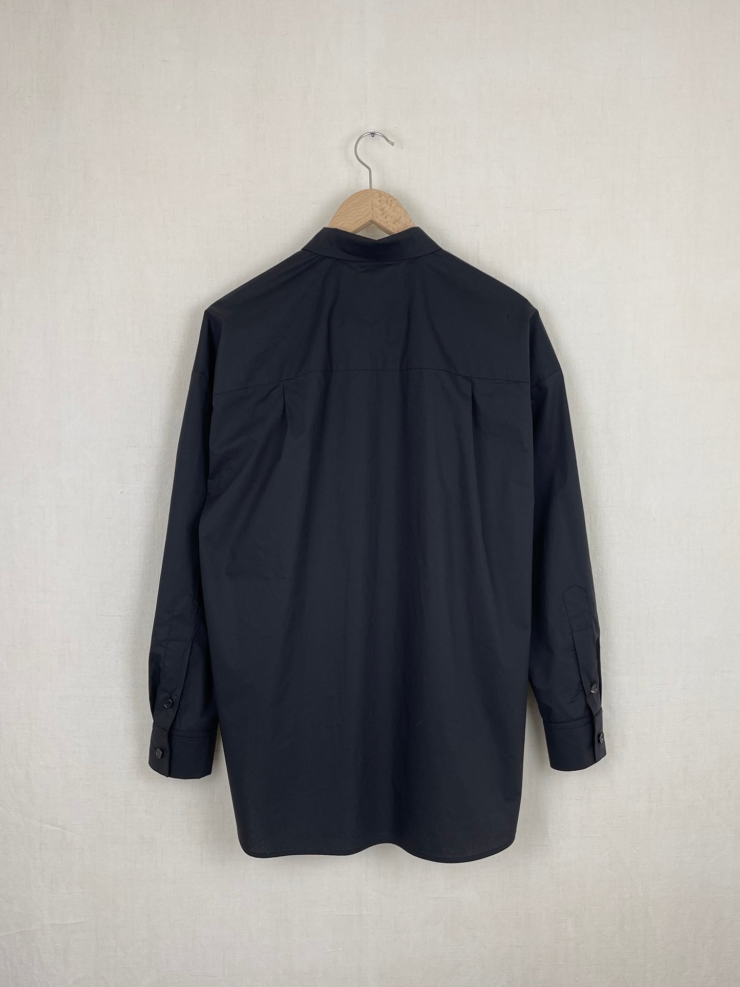 BLACK RUFFLED SHIRT - SIZE S/M