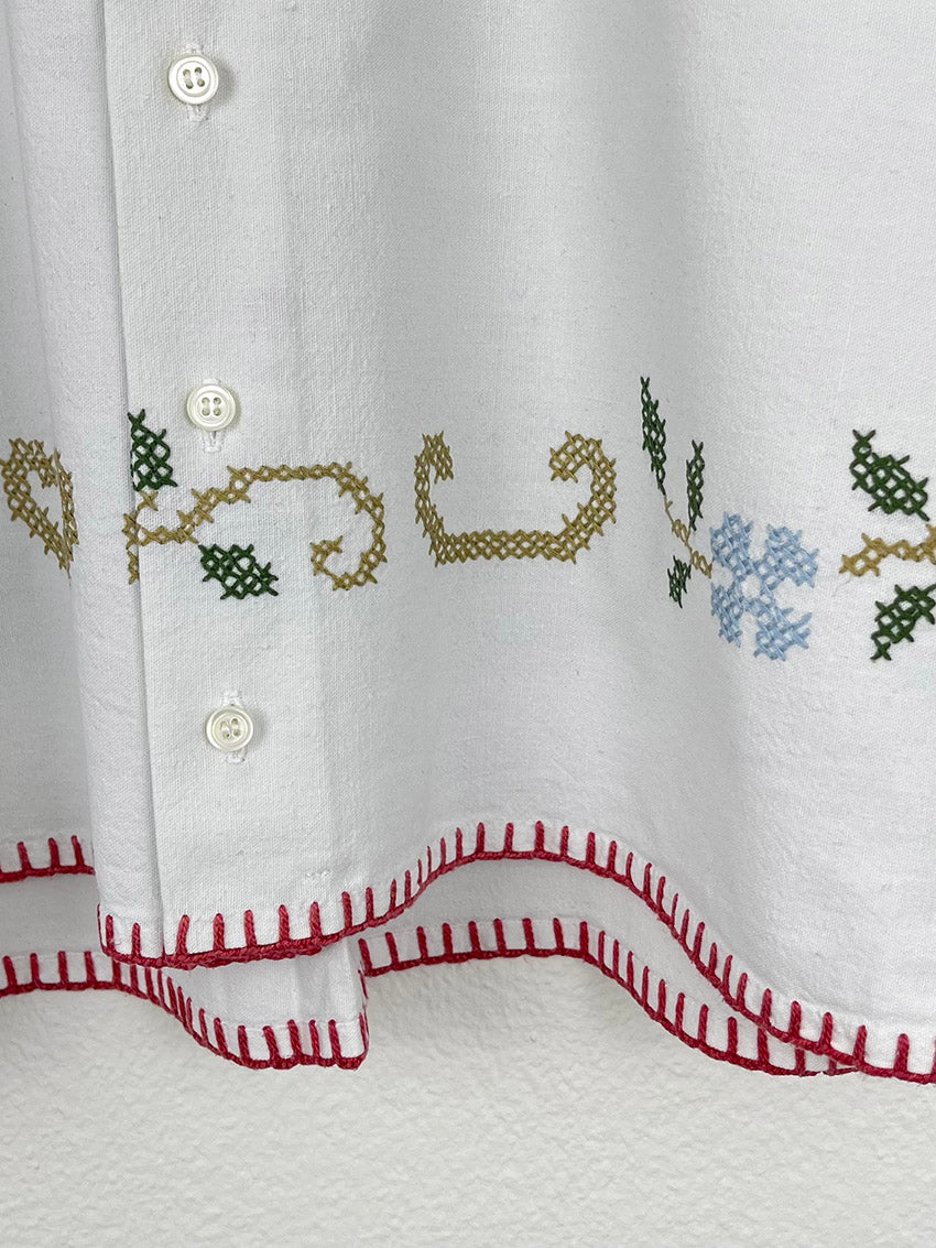 SHORT CROSS STITCH TABLECLOTH SHIRT - SIZE 48