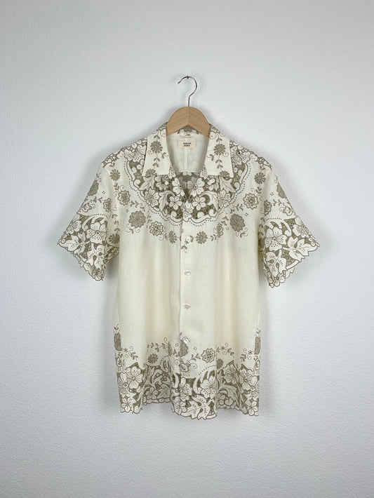 TABLECLOTH WITH HOLE EMBROIDERY SHIRT - SIZE 48