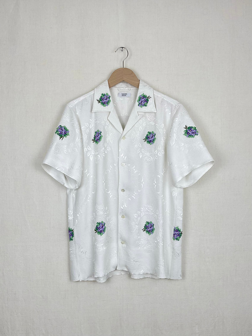 TABLECLOTH WITH CROSS STITCH FLOWERS SHIRT - SIZE 44