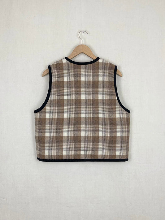 FRAMED WOOL VEST - SIZE M