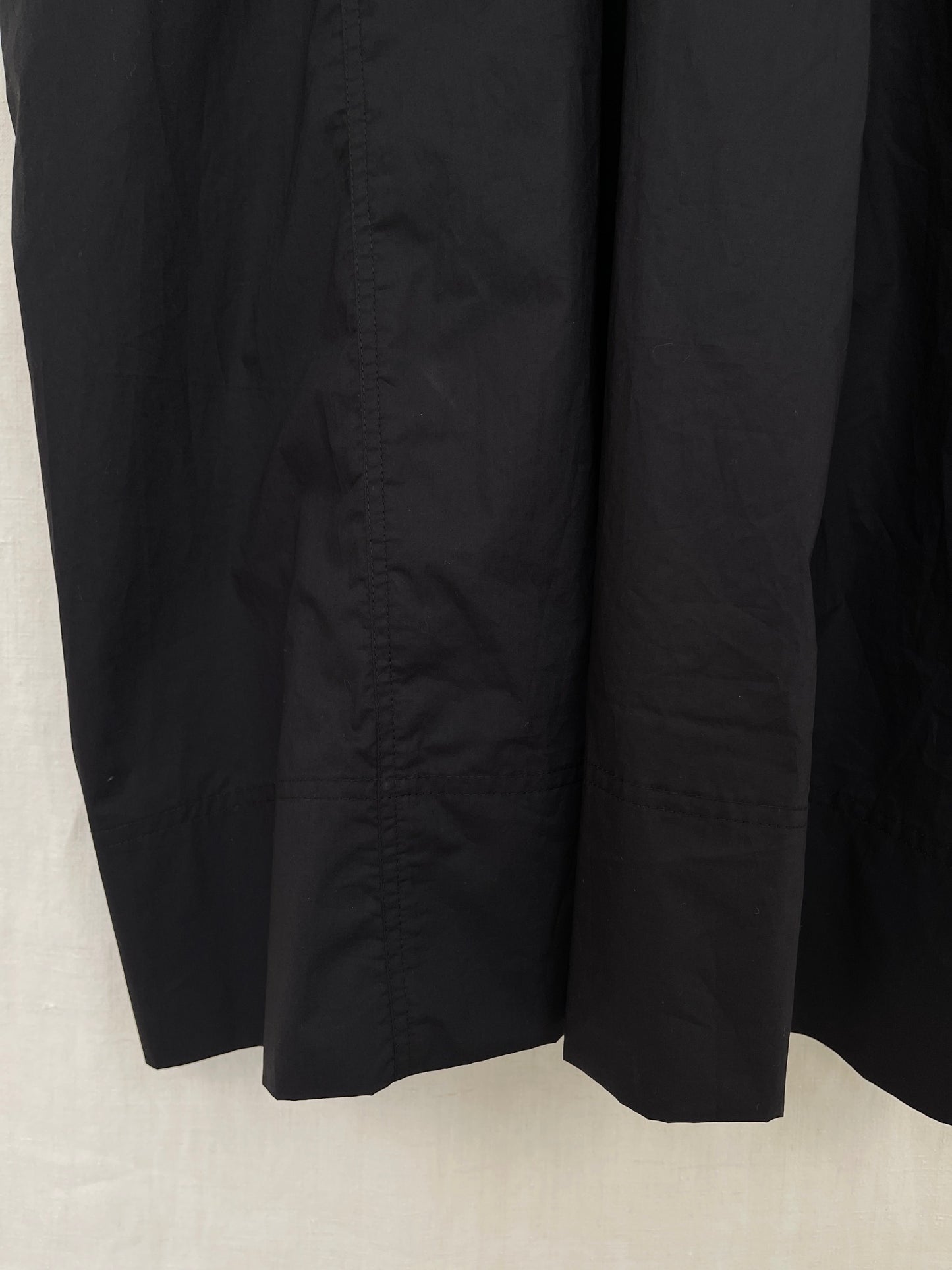 BLACK RUFFLED KAFTAN - ONE SIZE