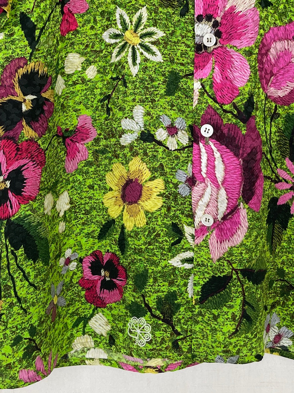 FLORAL SILK SHIRT - SIZE 48