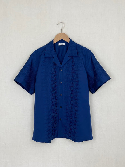 EYELET EMBROIDERY SHIRT - SIZE 50