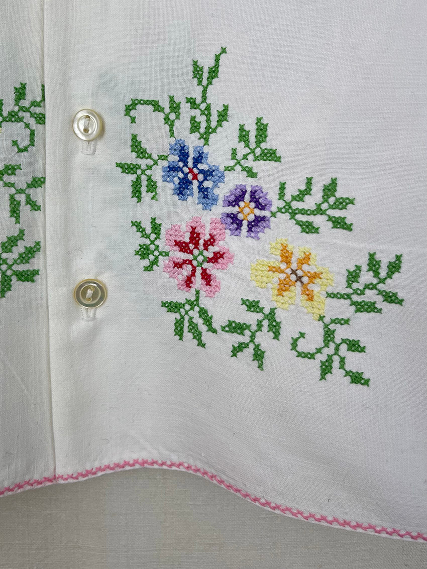 FLOWER EMBROIDERED TABLECLOTH SHIRT